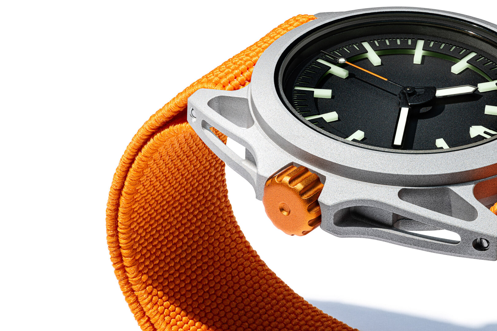 Barrelhand Monolith lume view showing bright green monolithic dial markers