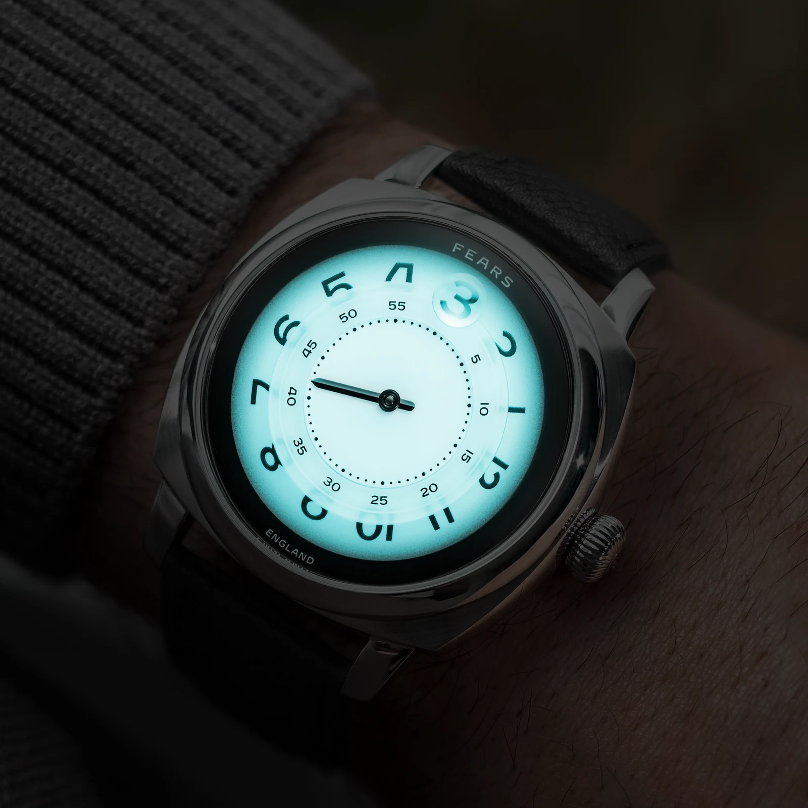 Fears Brunswick 40.5 Jump Hour Ultimus official wrist lume image.