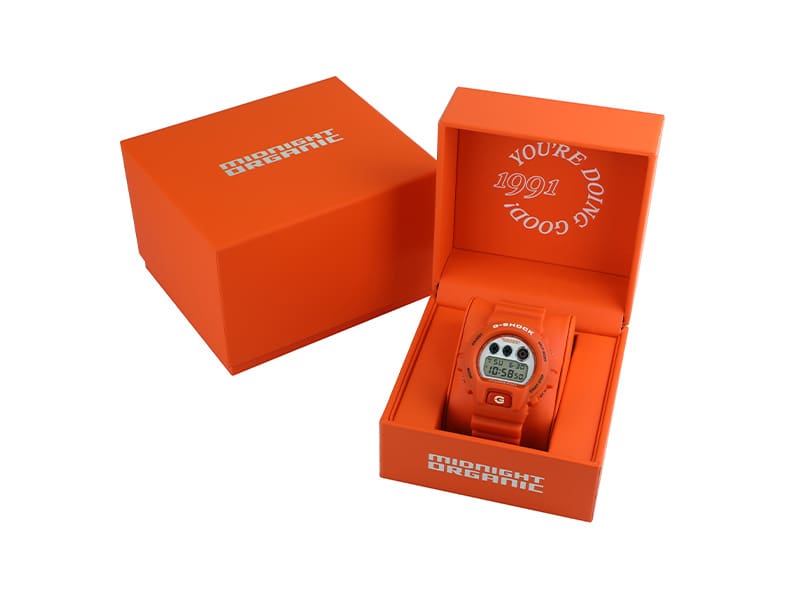 Offizielles Verpackungsbild der G-SHOCK x Midnight Organic DW6900MO26-4