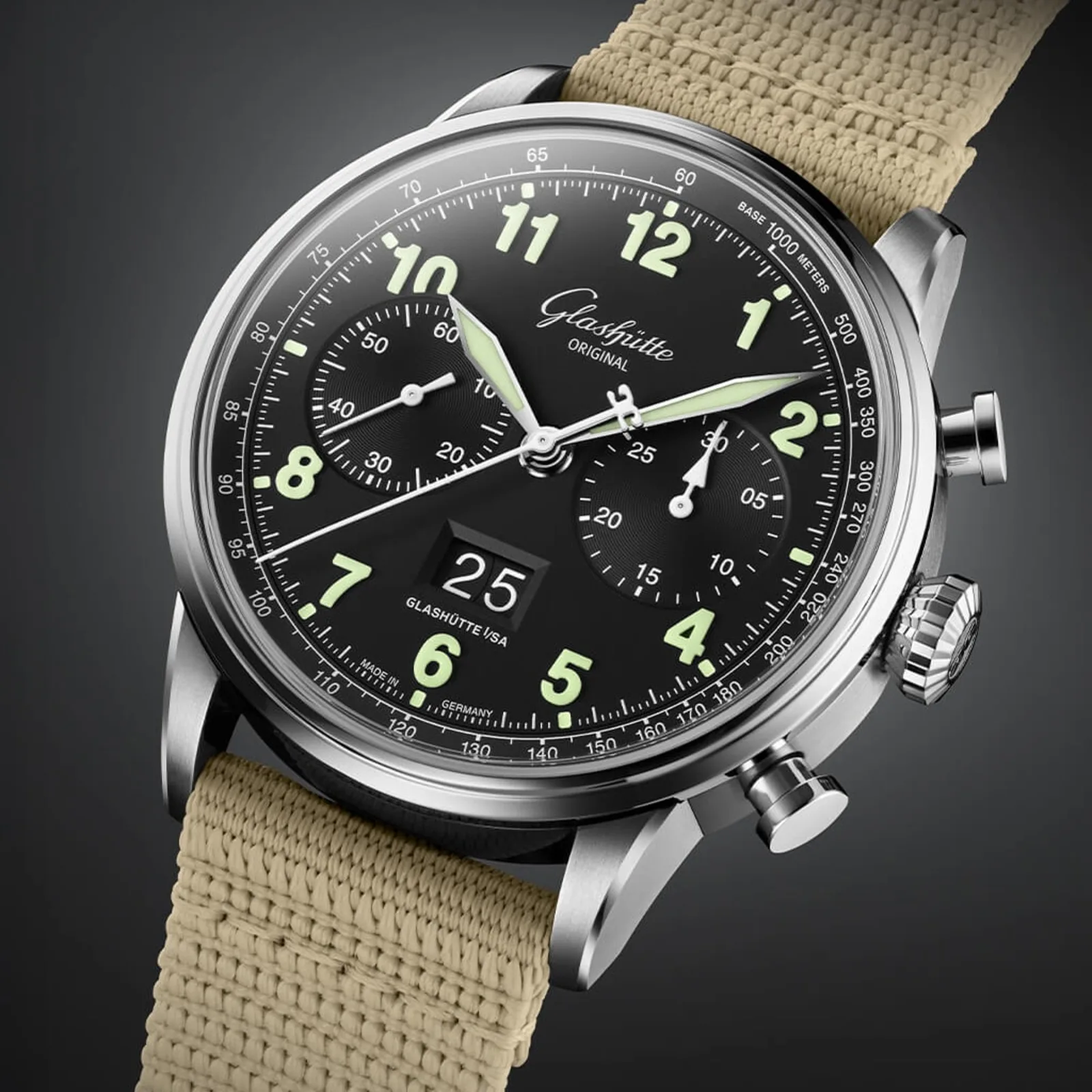 Glashütte Original Senator Chronograph Navigator yakın plan
