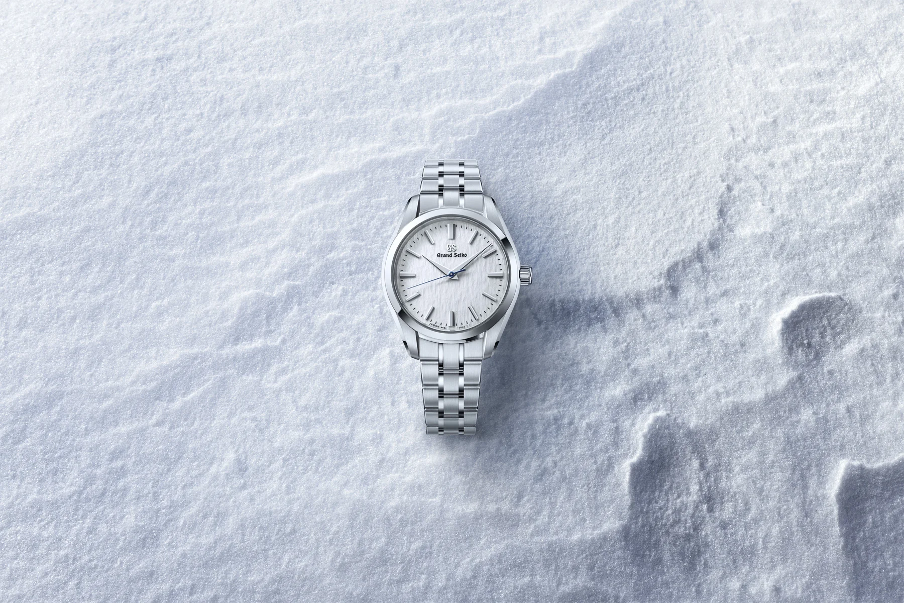 Grand Seiko SBGX359, kar dokulu resmî kampanya fonunda