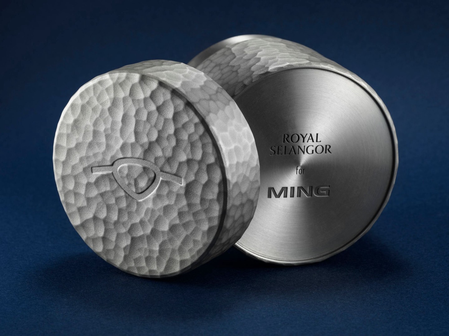 Écrin en pewter de la MING 37.06 Royal Selangor