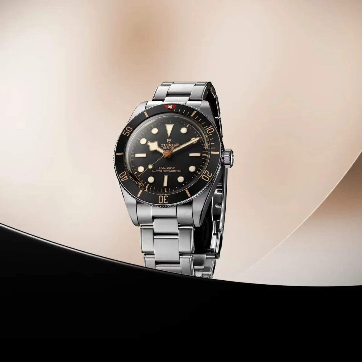 Black Bay 58 angled product view, useful for reading bezel height, crown and bracelet stance. Uğur Saat product image.